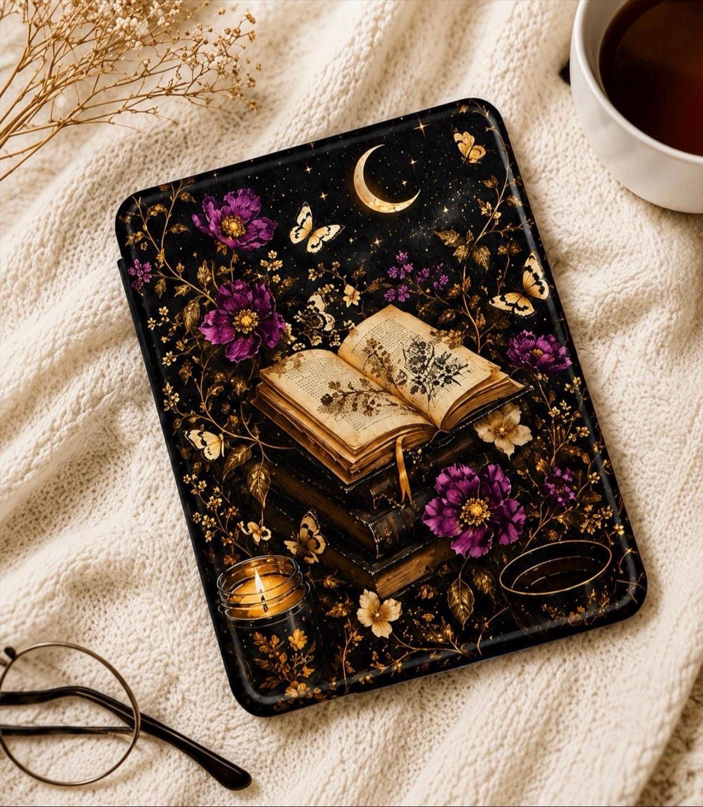 Enchanted Reader Kindle Paperwhite 4 Case – Bookish Protective Cover