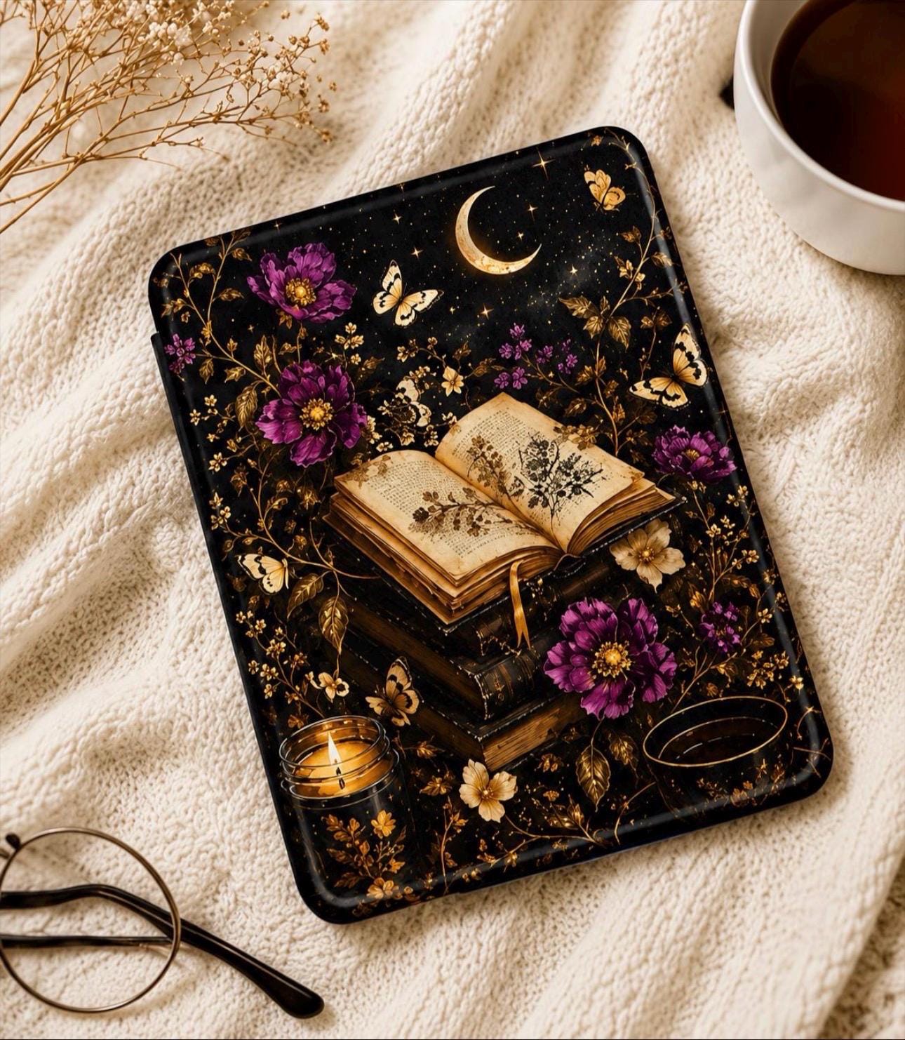 Enchanted Reader Kindle Paperwhite 4 Case – Bookish Protective Cover